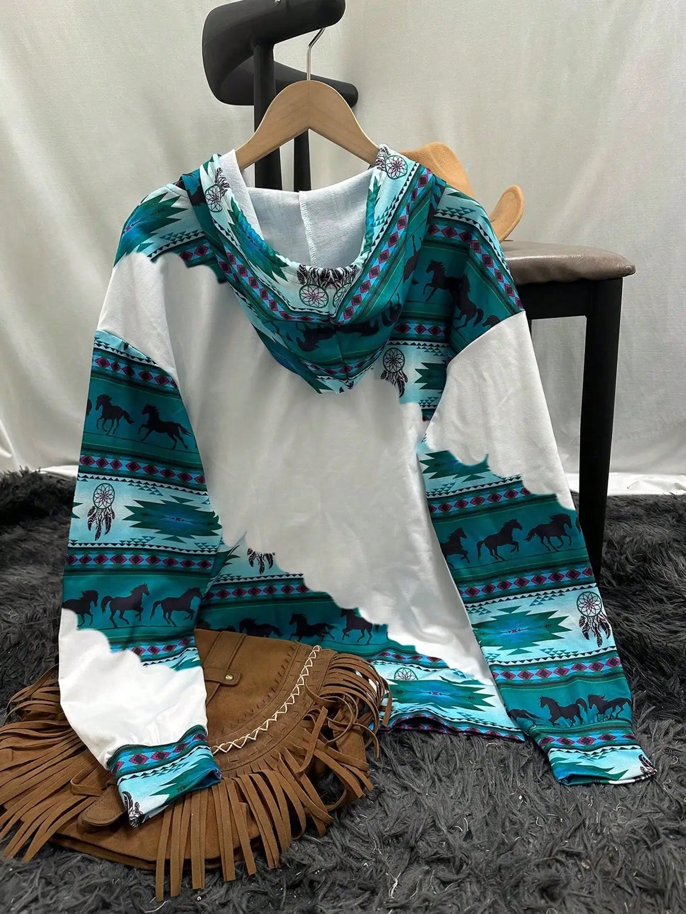 Women's Oversized Hoodie with Heart Dreamcatcher Print